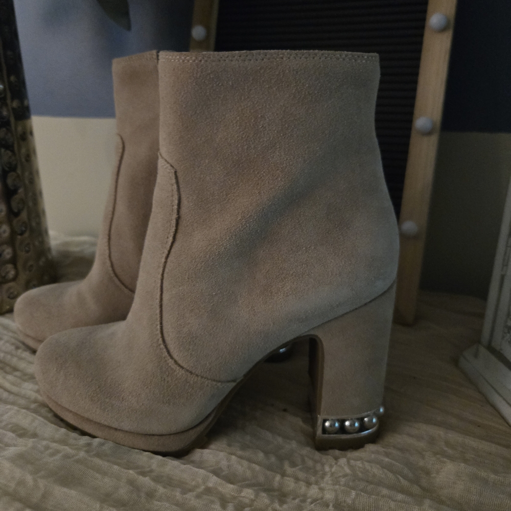 Karl Lagerfeld Beige Suede Ankle Boots